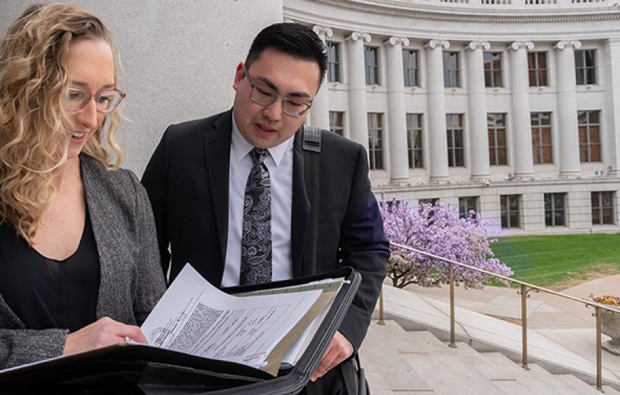 Denver Law students at Denver Courthouse